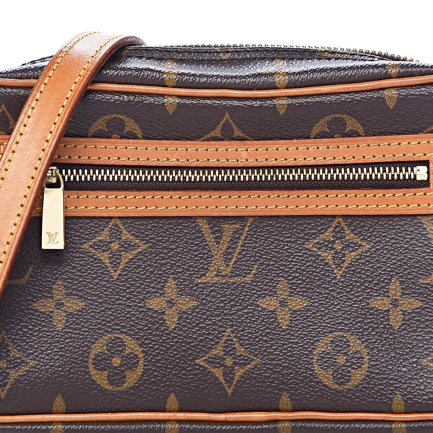 Louis Vuitton Monogram Pochette Cite 14 of 14