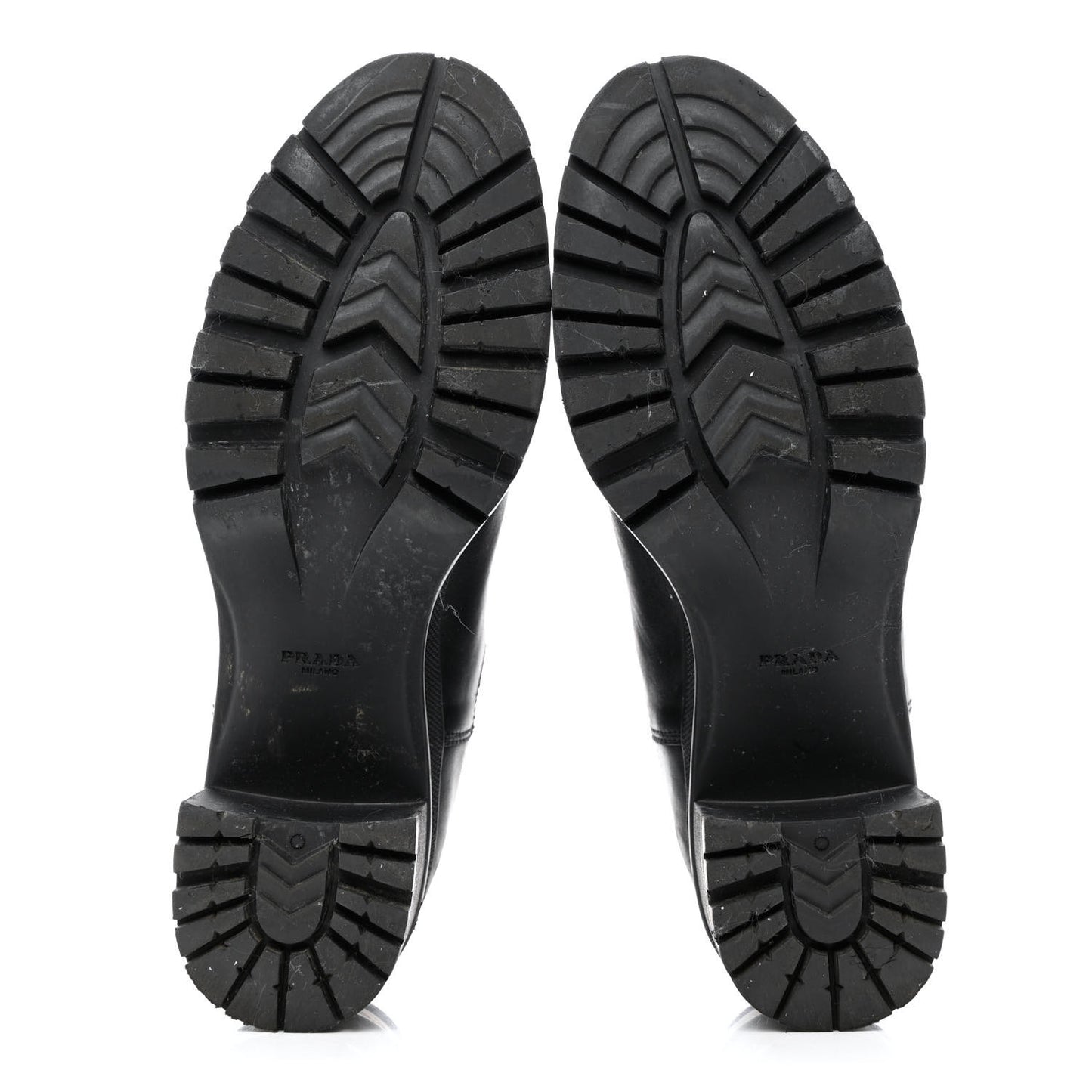 Vitello Montana Lug Sole Chelsea 55mm Boots 40 Black