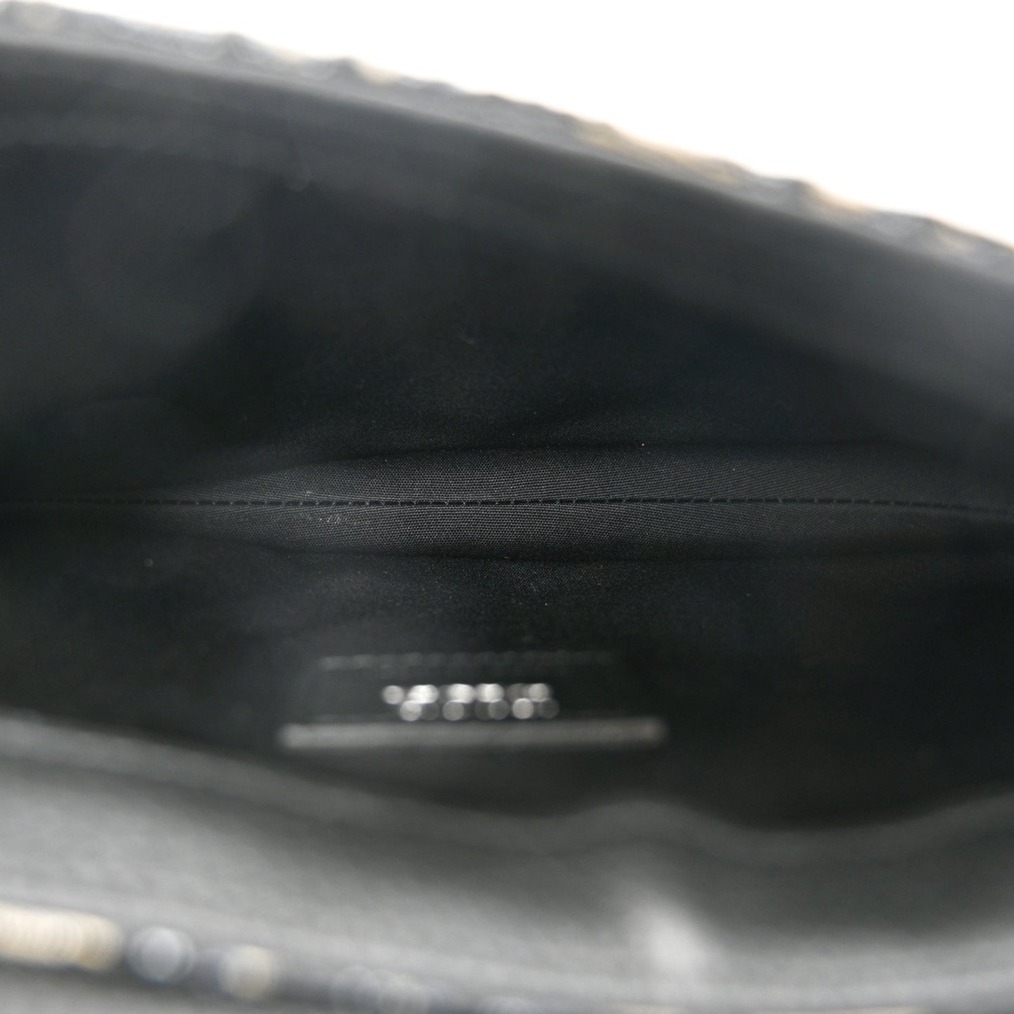 Oblique Saddle Messenger Pouch Beige Black