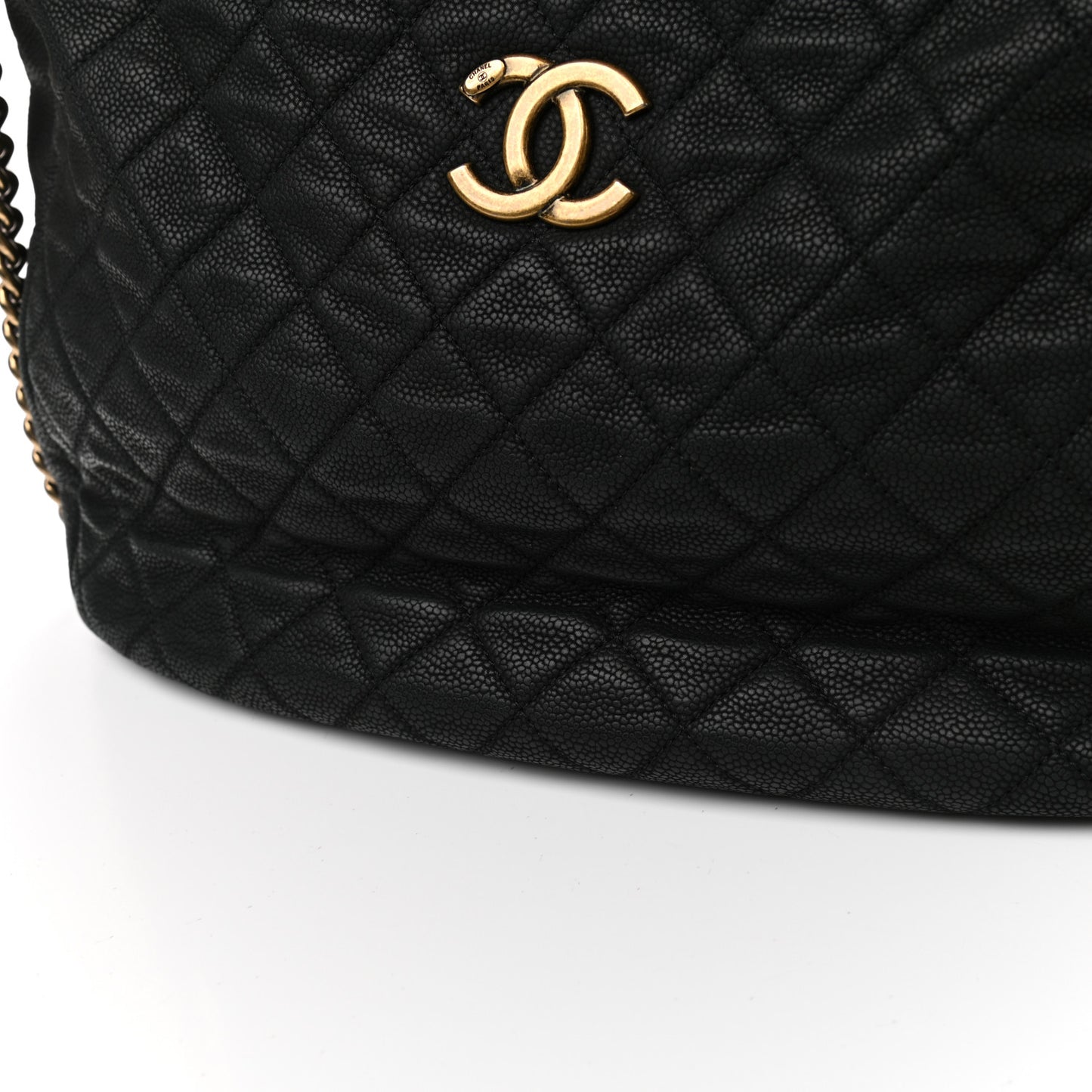 Iridescent Caviar Quilted Country Chic Hobo Black