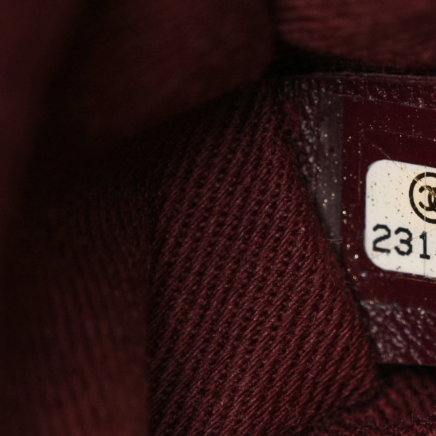 Shiny Sheepskin Quilted Small Trapezio Flap Black