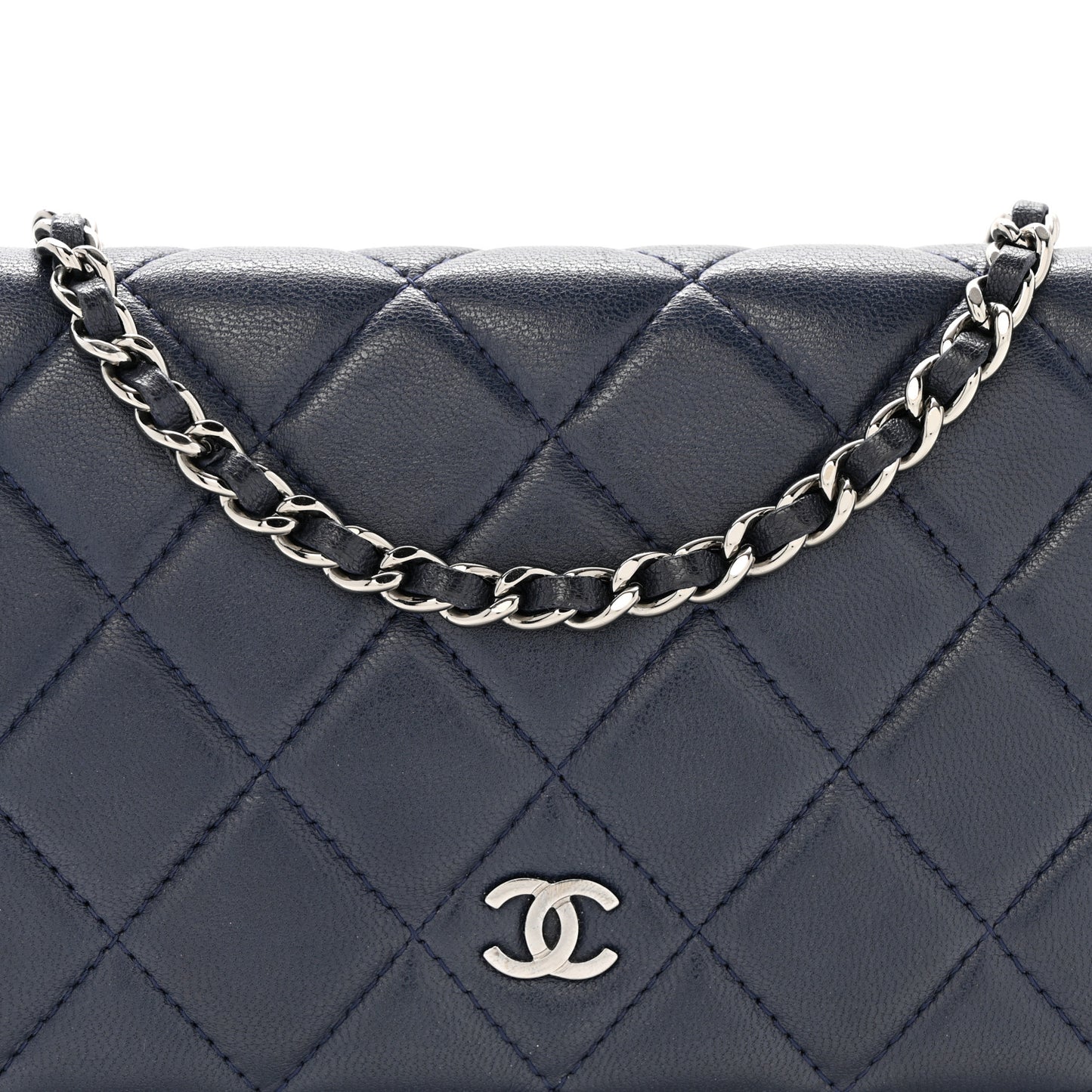 Quilted Wallet On Chain WOC  Navy Blue