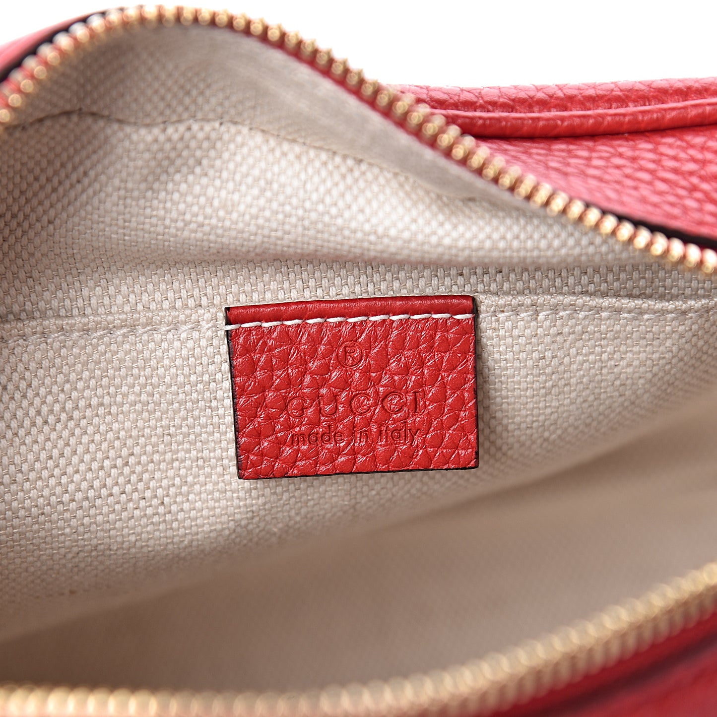 Pebbled Calfskin Small Soho Disco Bag Tabasco Red