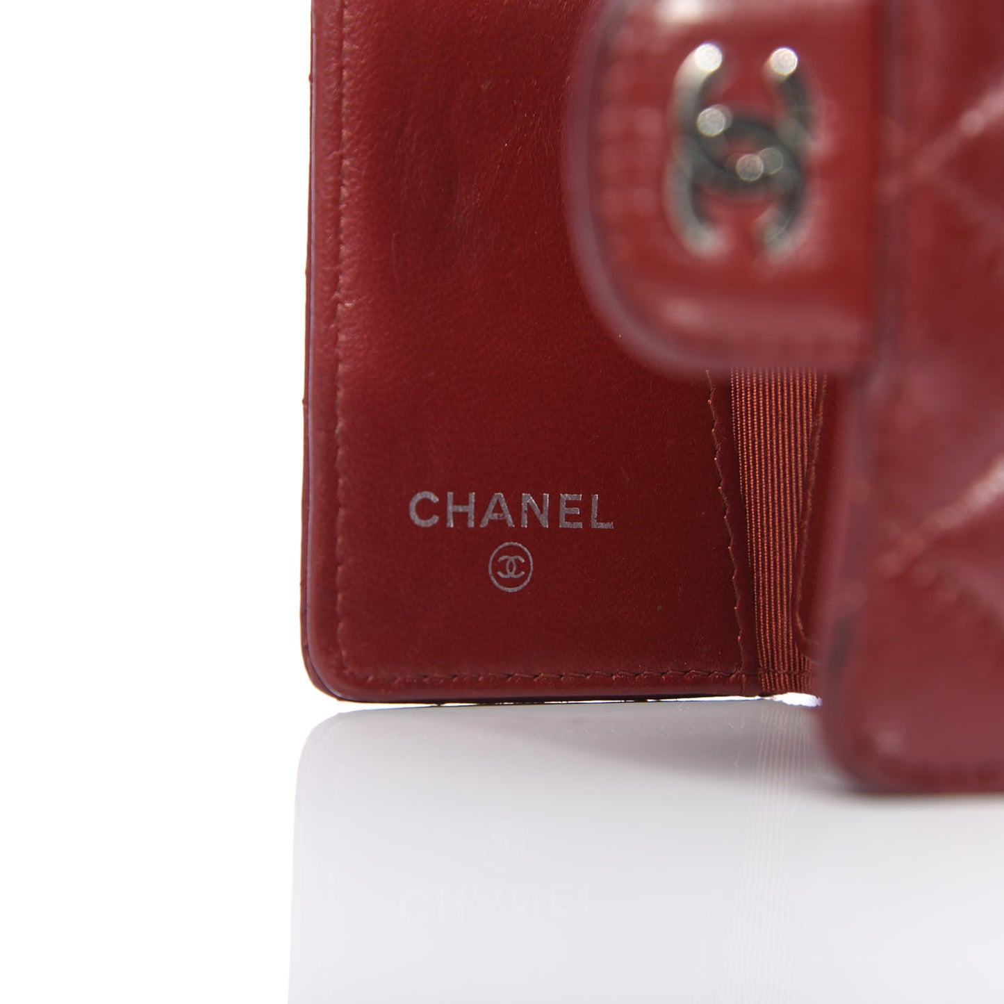 Lambskin Quilted 6 Key Holder Red