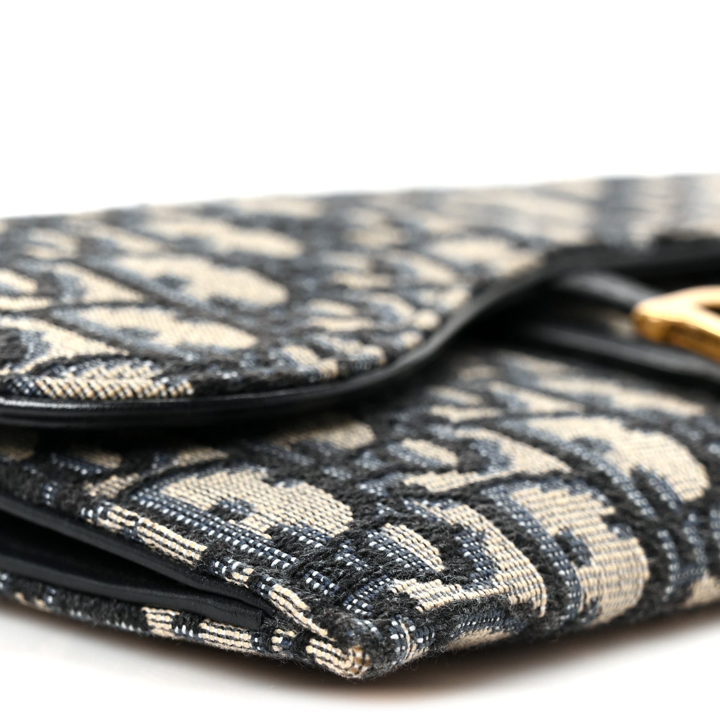 Oblique Saddle Chain Long Wallet Blue