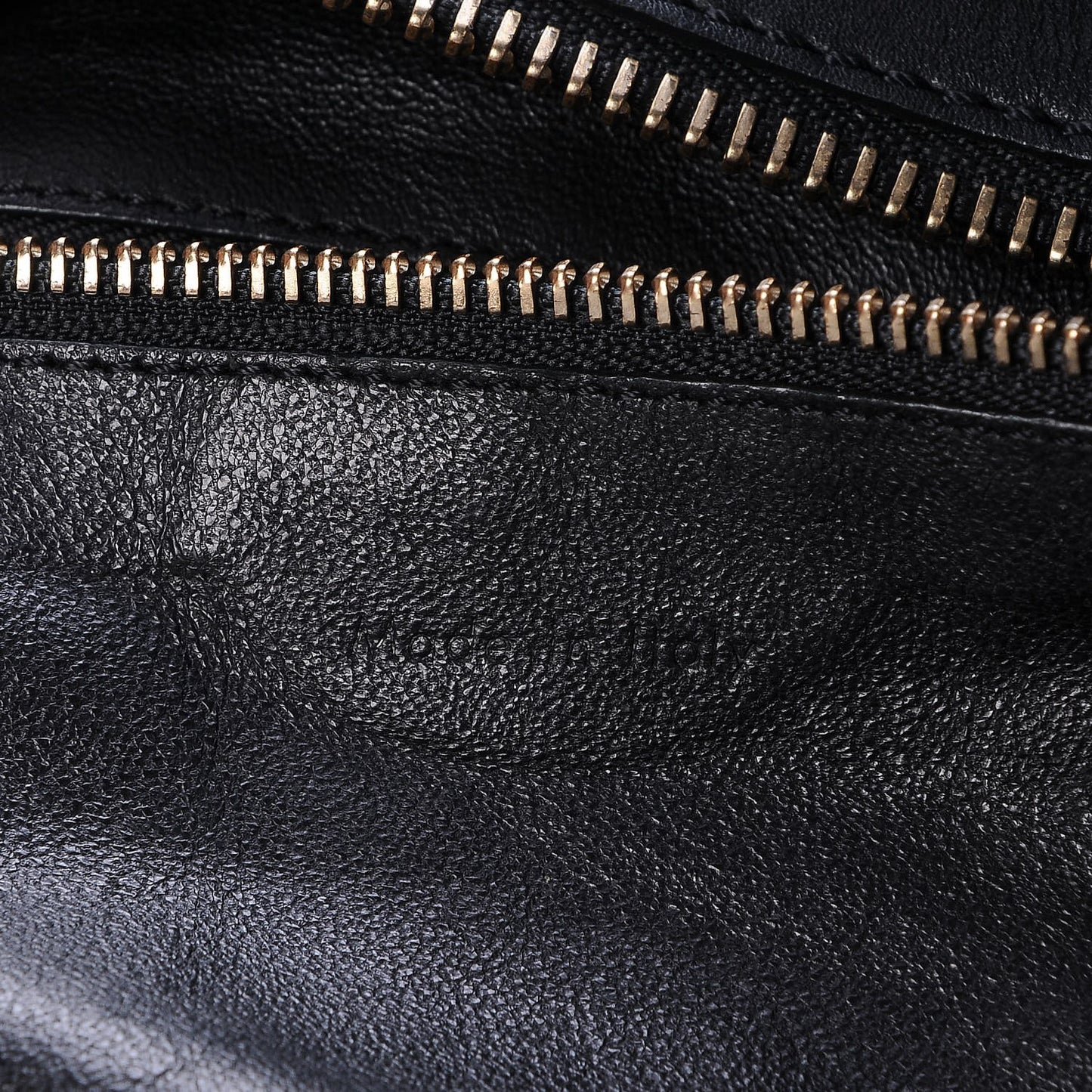 Smooth Calfskin Medium Luggage Black