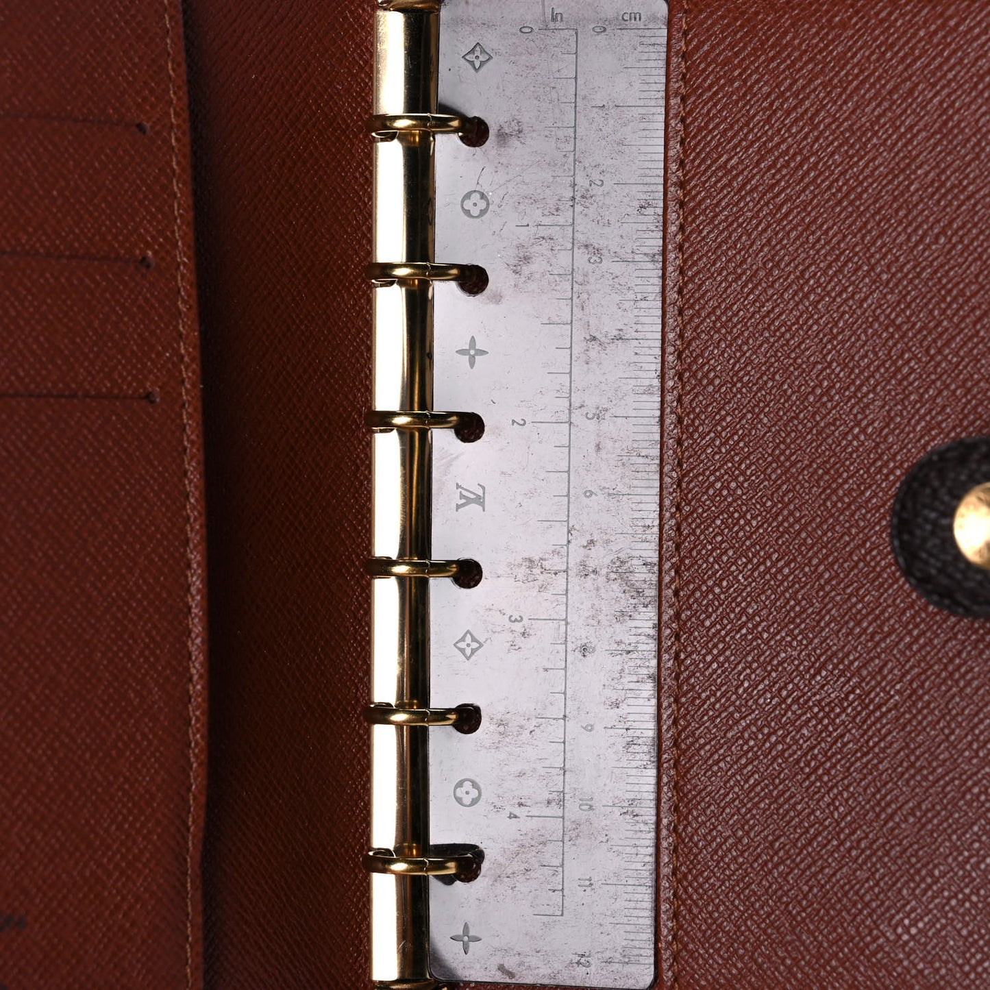 Monogram Small Ring Agenda