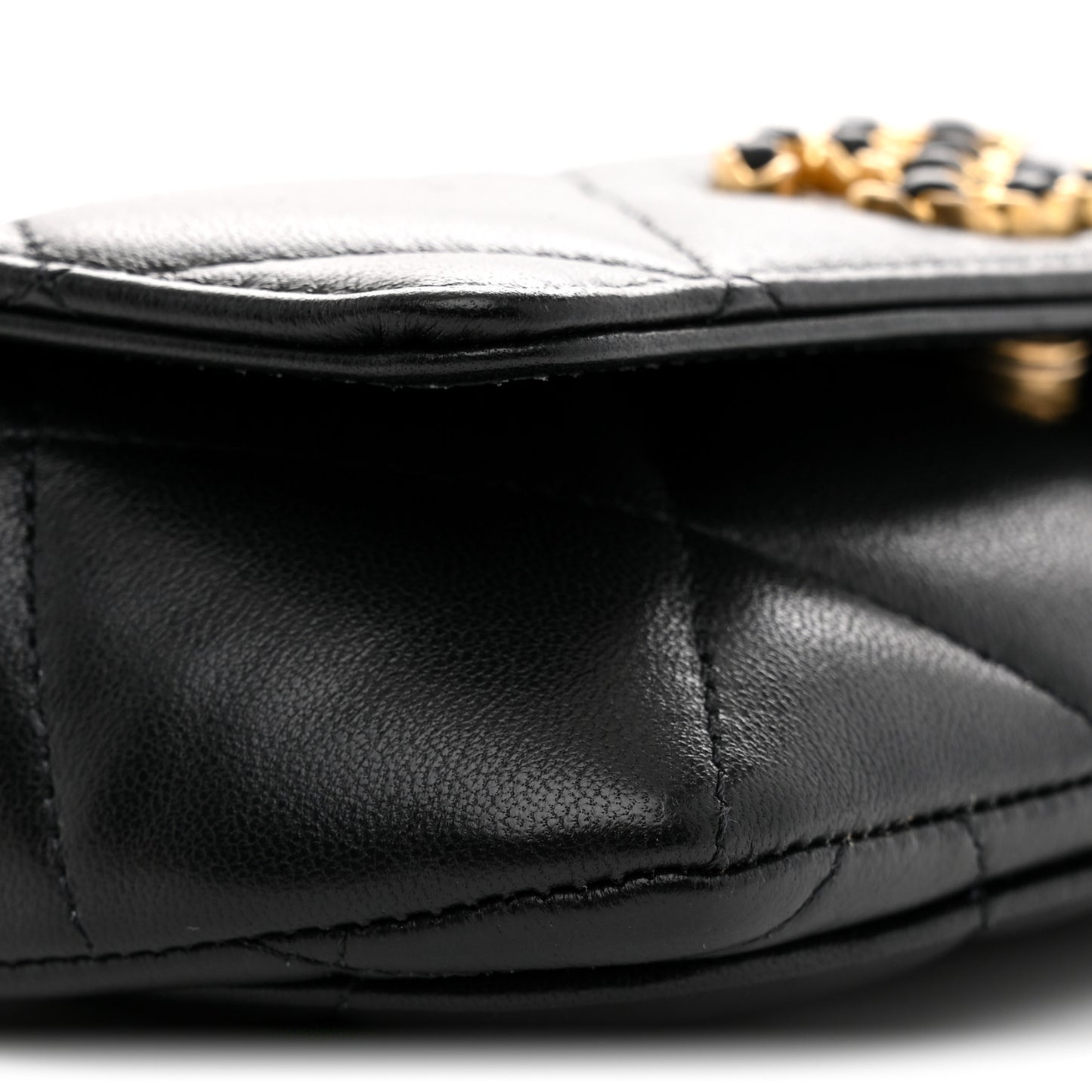 Goatskin Quilted Chanel 19 Glasses Case With Chain Black