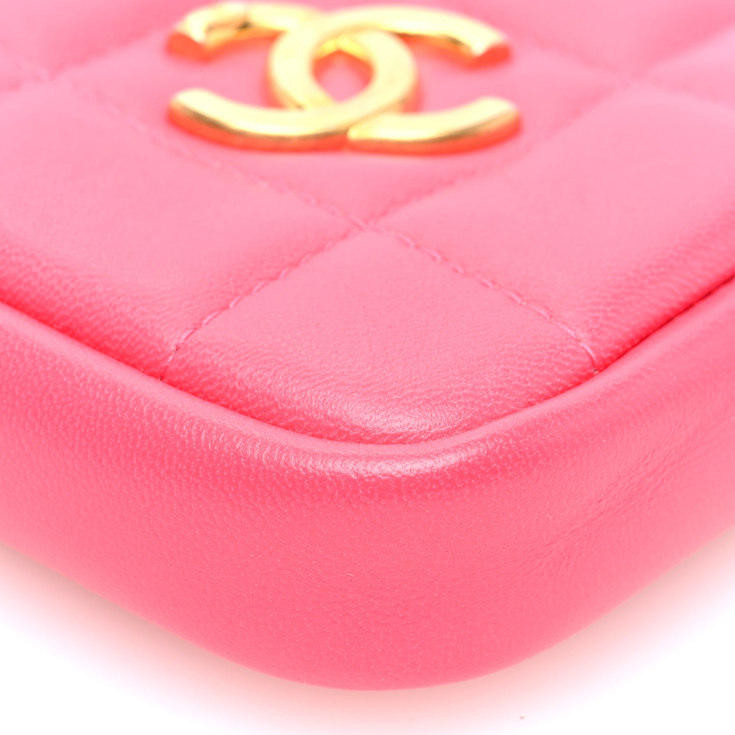 Lambskin Quilted Diamond Coin Purse With Chain Pink
