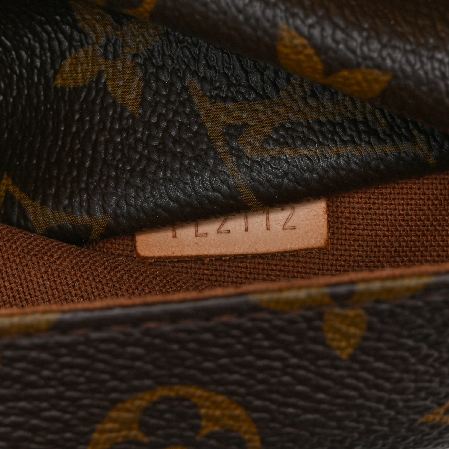Louis Vuitton Monogram Totally PM 7 of 10