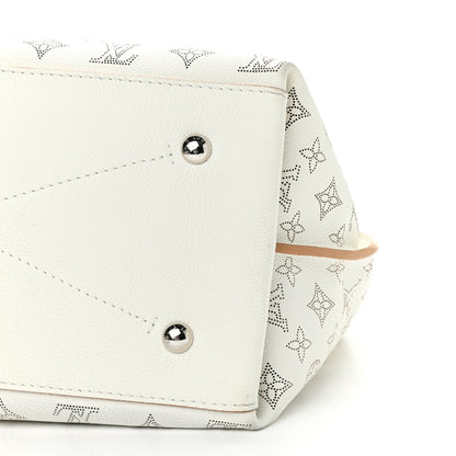 Louis Vuitton Mahina Carmel Hobo Snow 9 of 12