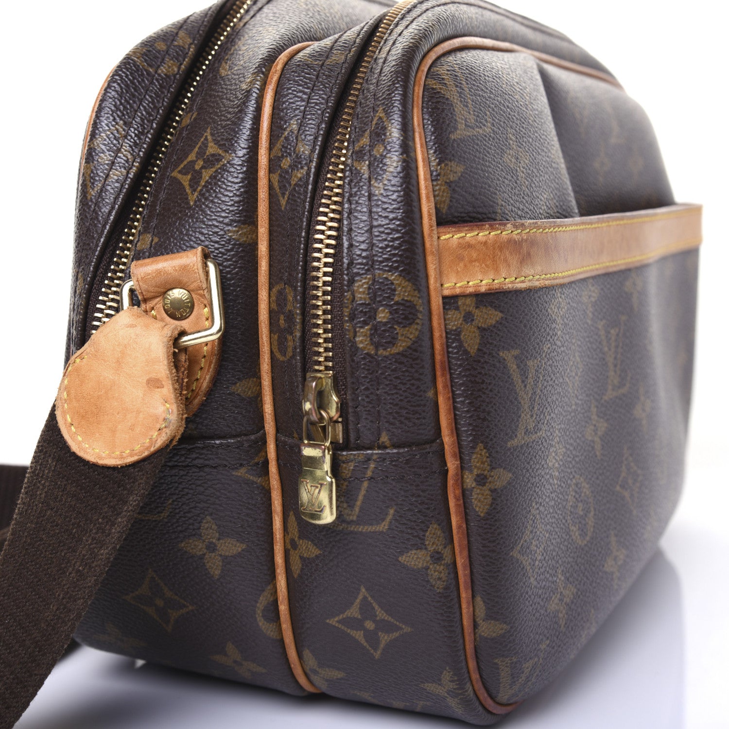 Louis Vuitton Monogram Reporter PM 17 of 21