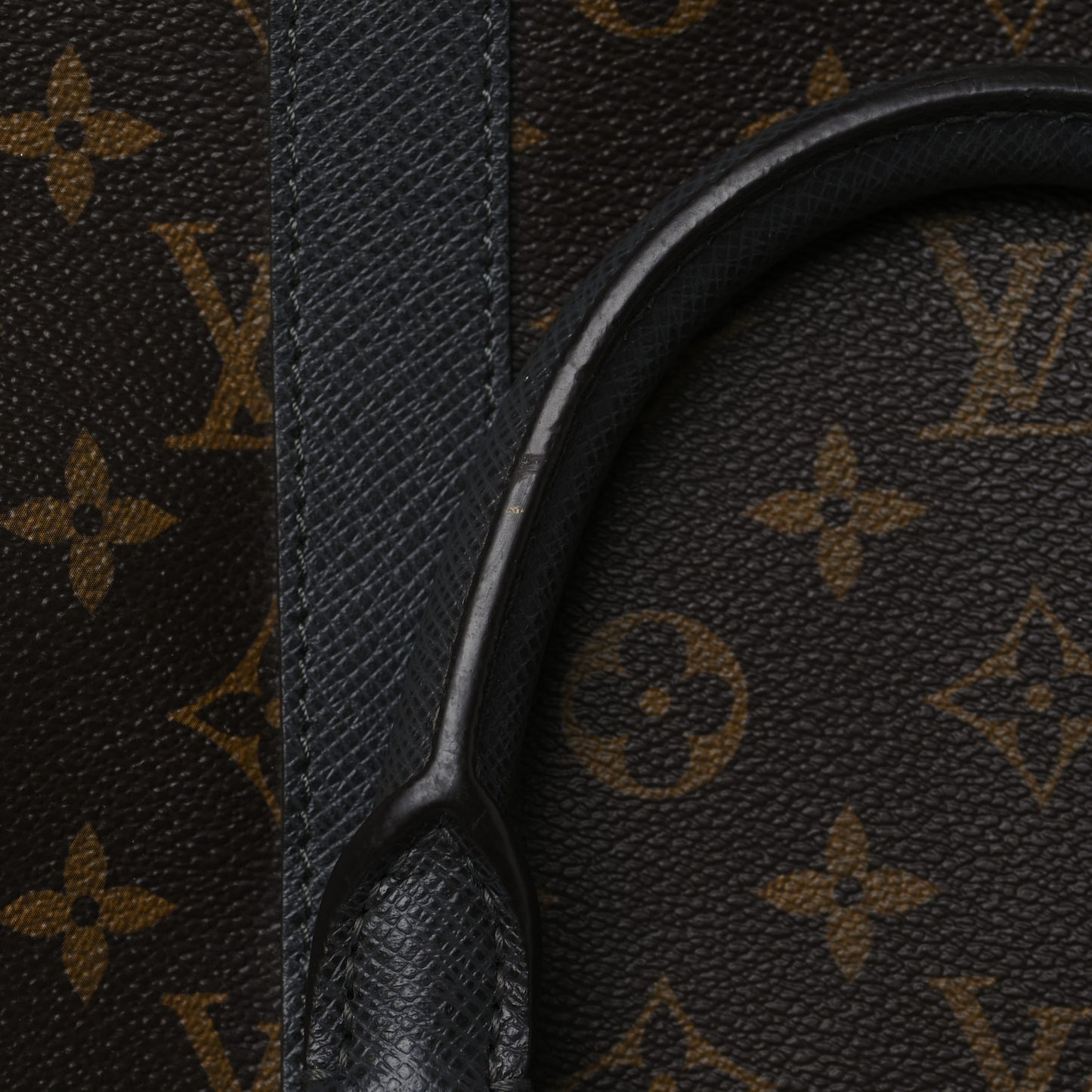 Monogram Taiga Outdoor Keepall Bandouliere 55