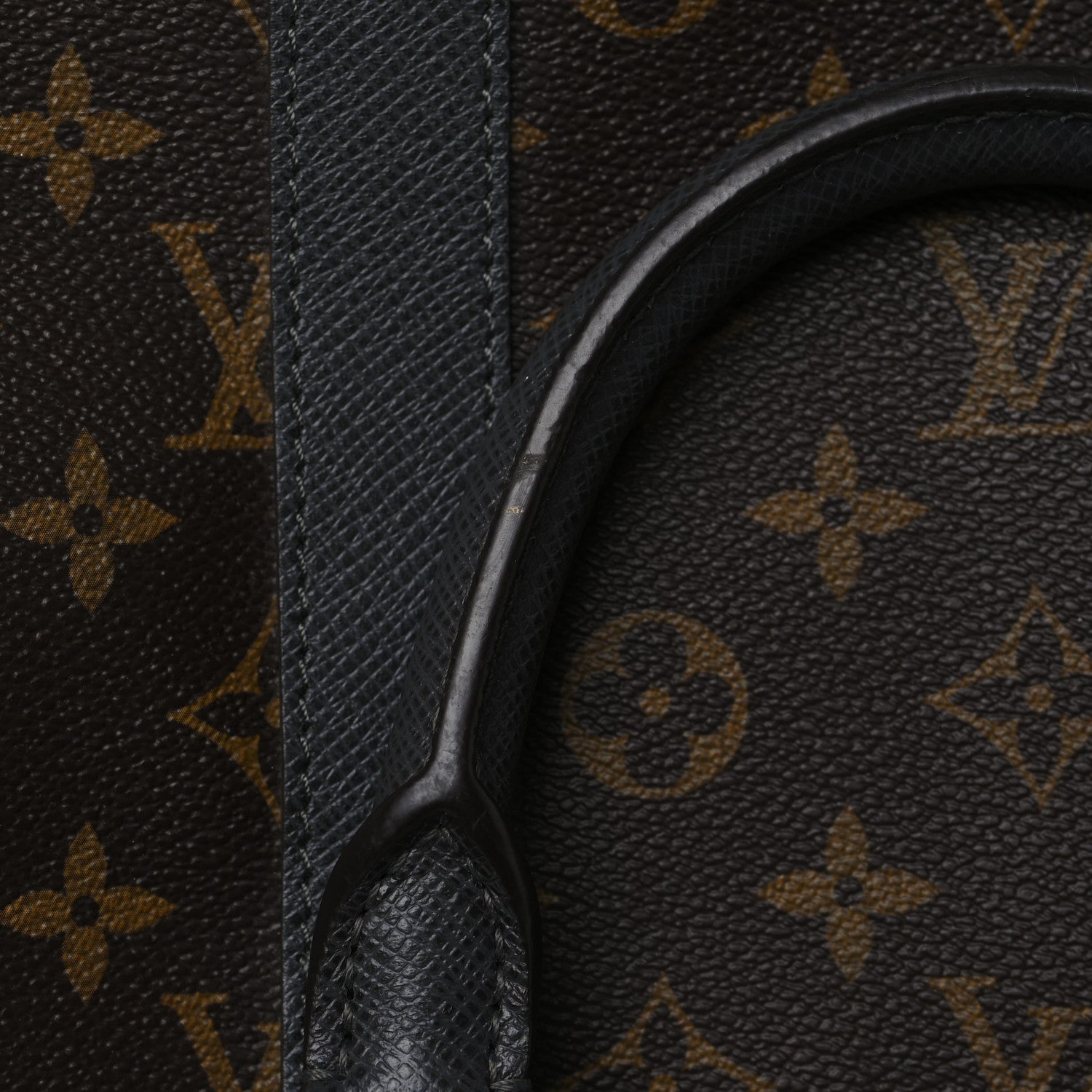Louis Vuitton Monogram Taiga Outdoor Keepall Bandouliere 55 7 of 10