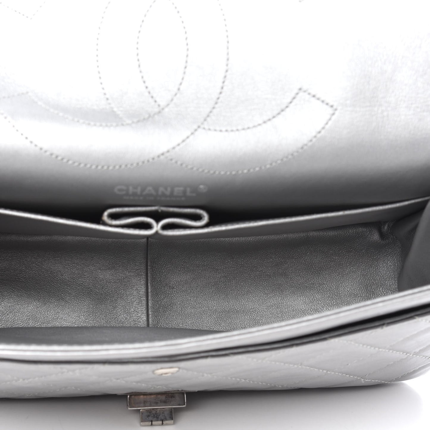 Metallic Aged Calfskin Quilted 2.55 Reissue 227 Flap Silver