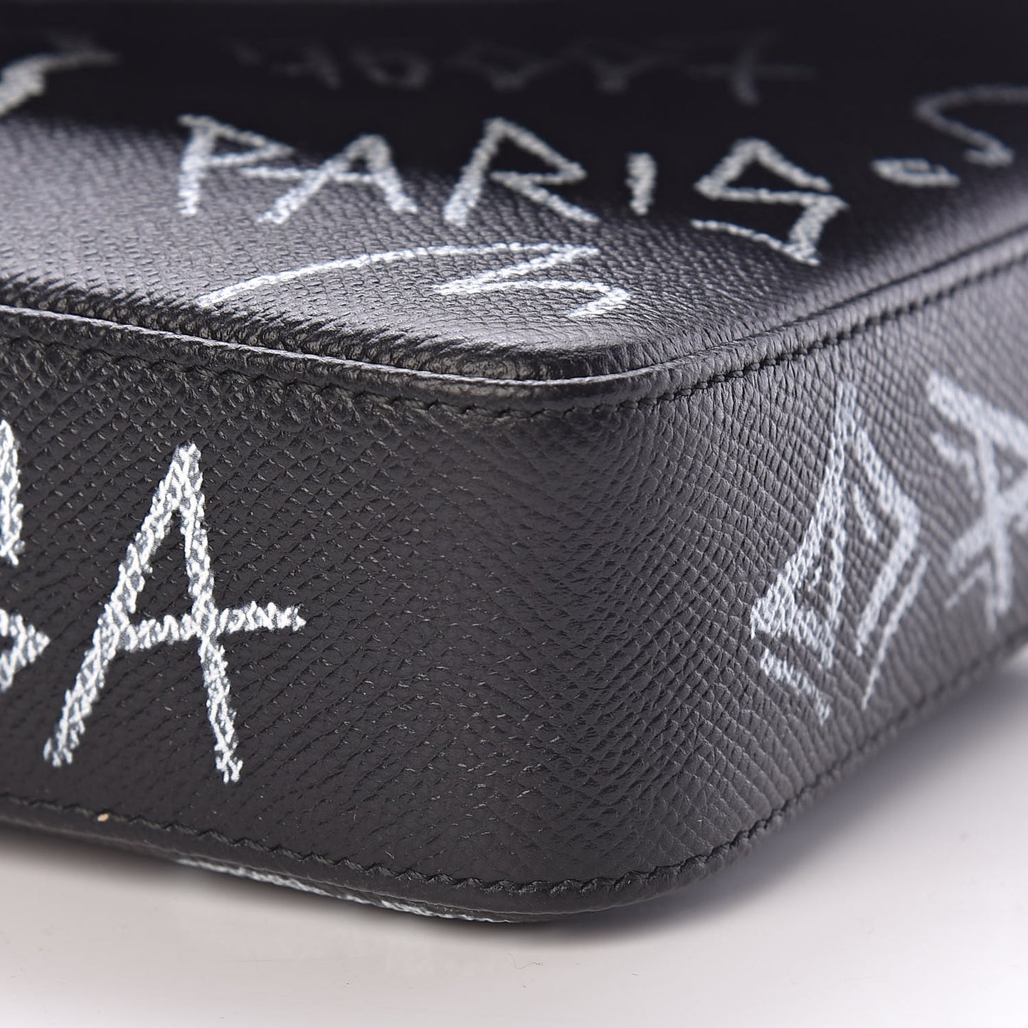 Calfskin Graffiti BB Chain Wallet Black White