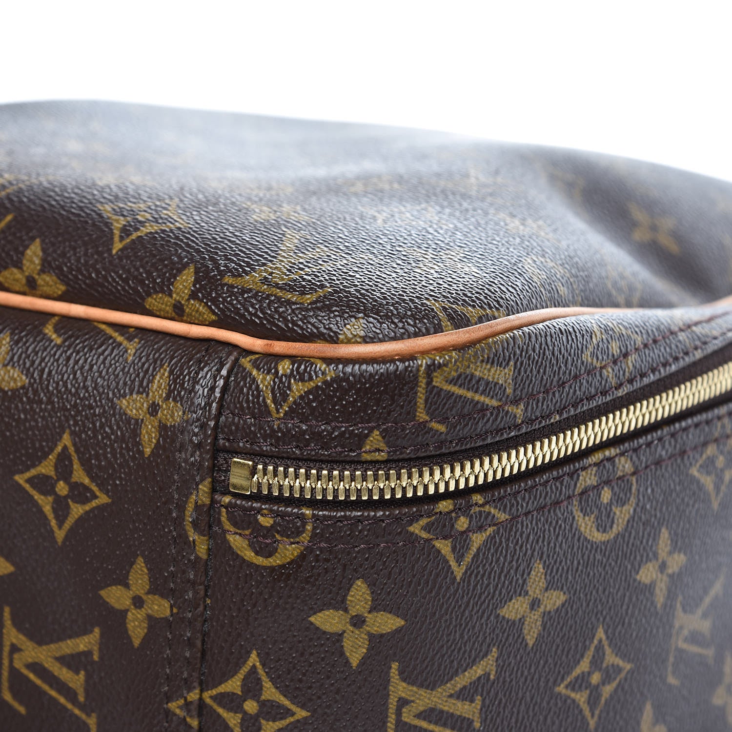 Louis Vuitton Monogram Excursion Shoe Bag 12 of 15