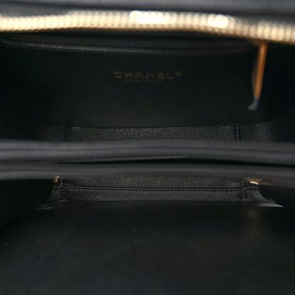 Chanel Caviar Quilted Medium CC Filigree Vanity Case Black 5 of 10