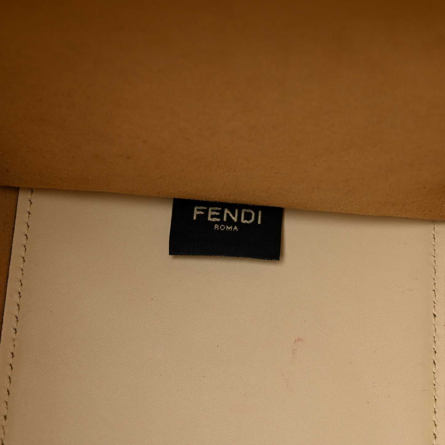 Vitello King Plexiglass Metal Stitch Logo Embossed Medium Fendi Sunshine Shopper Tote Pergamena