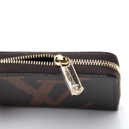 Louis Vuitton Monogram Giant Zippy Coin Purse 10 of 11