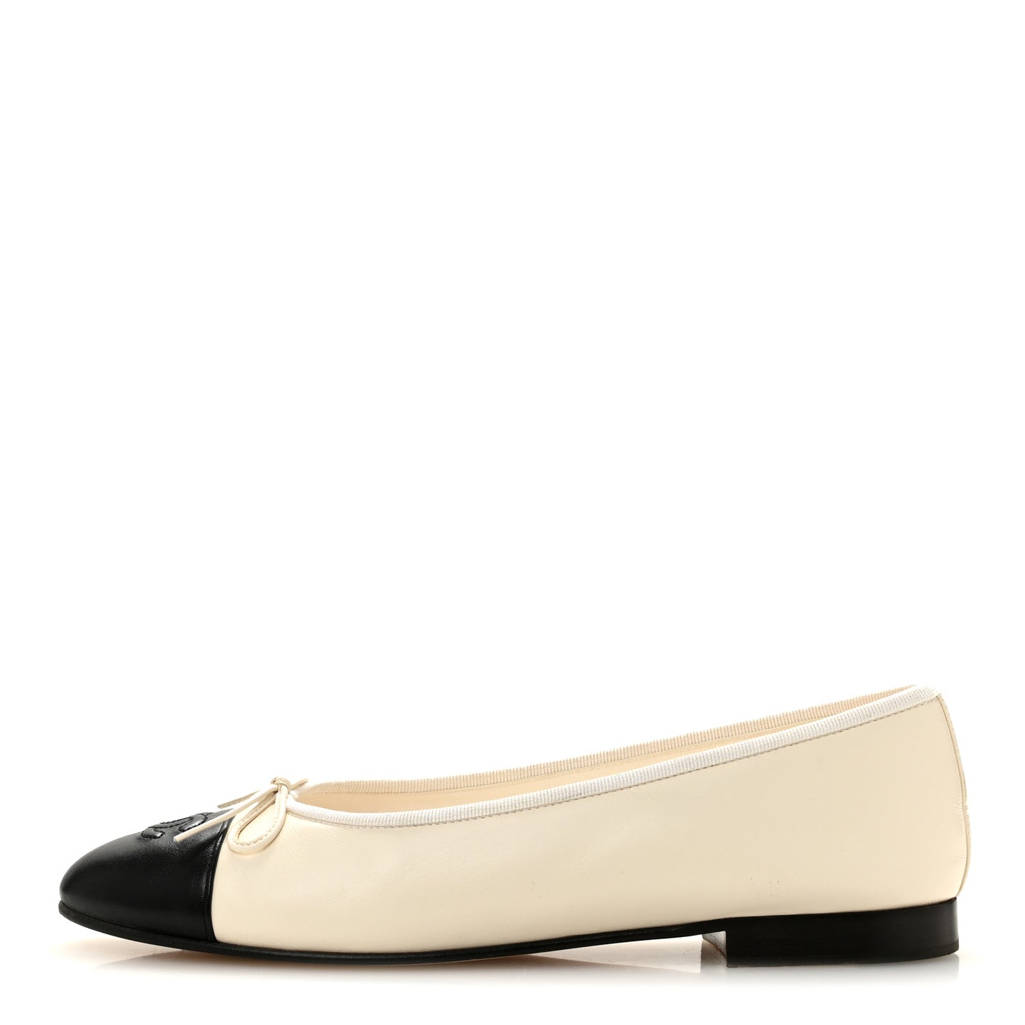 Lambskin Cap Toe CC Ballerina Flats 39.5 White Black