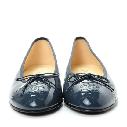 Chanel Patent CC Cap Toe Ballerina Flats 39 Navy 2 of 10