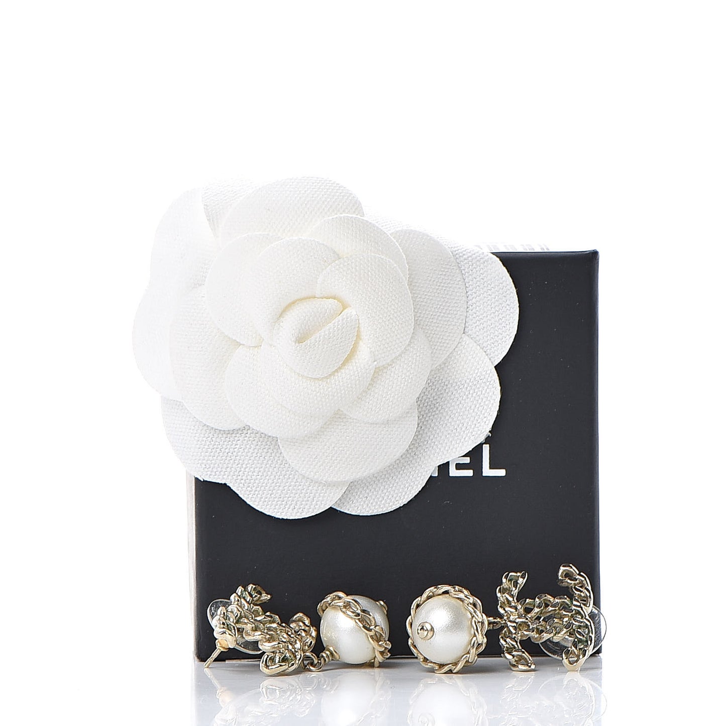 Chain Pearl CC Drop Earrings Gold