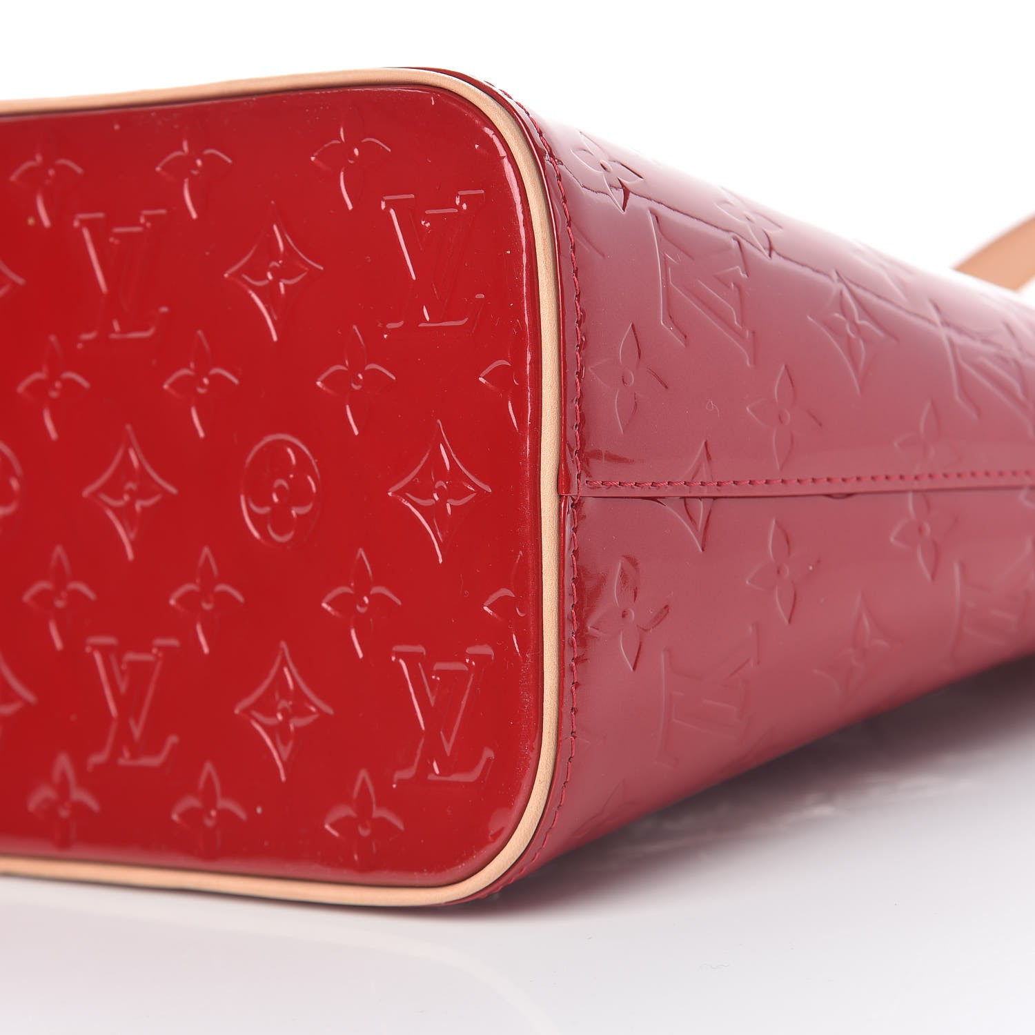Louis Vuitton Vernis Houston Pomme D'Amour 9 of 9