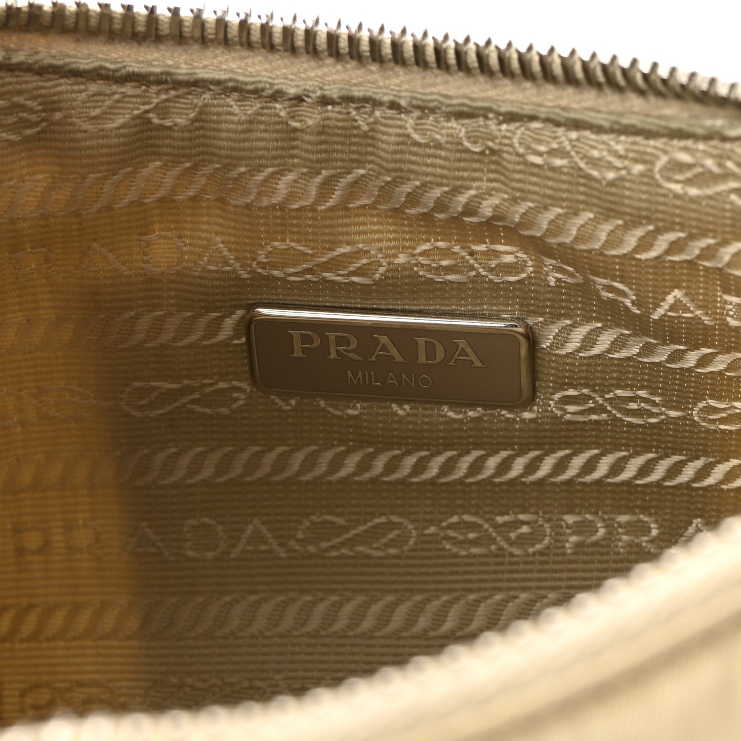 Prada Re-Nylon Saffiano Re-Edition 2005 Shoulder Bag Deserto 6 of 10