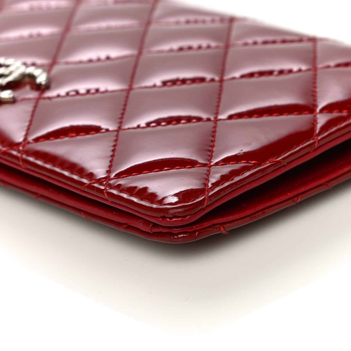 Patent Quilted Brilliant Yen Wallet Red
