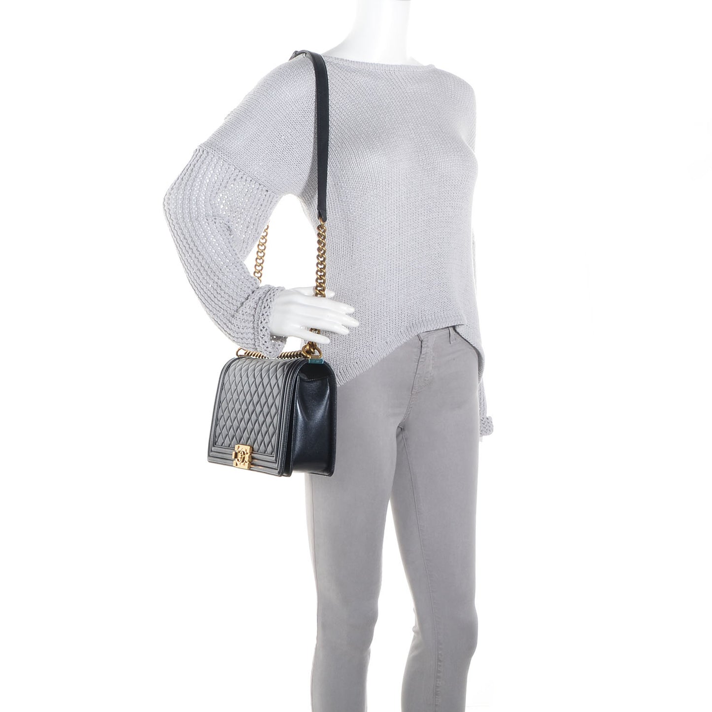 Lambskin Quilted Medium Boy Flap Pearl Black