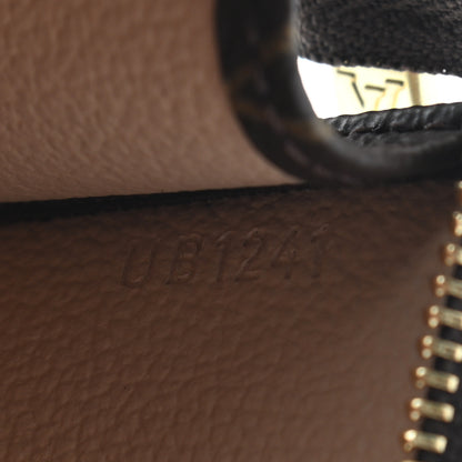 Louis Vuitton Monogram Toiletry Pouch 15 6 of 7