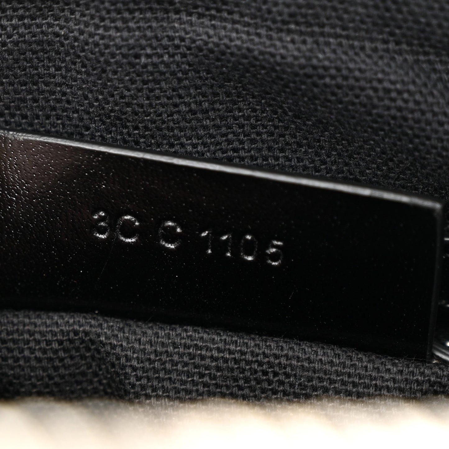Shiny Lord Calfskin Medium Antigona Black