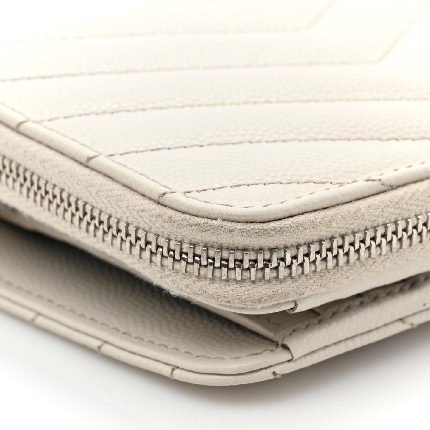Grain De Poudre Matelasse Chevron Monogram Compact Zip Around Wallet Ivory