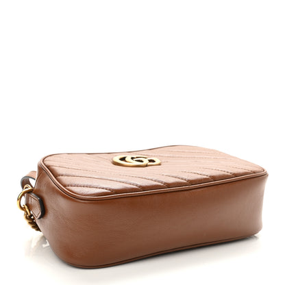 Gucci Glazed Calfskin Matelasse Diagonal Small GG Marmont Chain Shoulder Bag Cuir 4 of 11