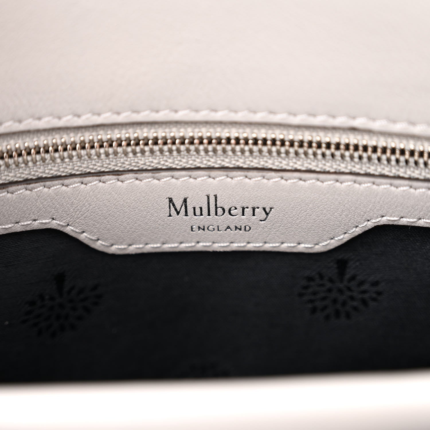 Mulberry Silky Calfskin Medium Islington Pale Grey 6 of 9