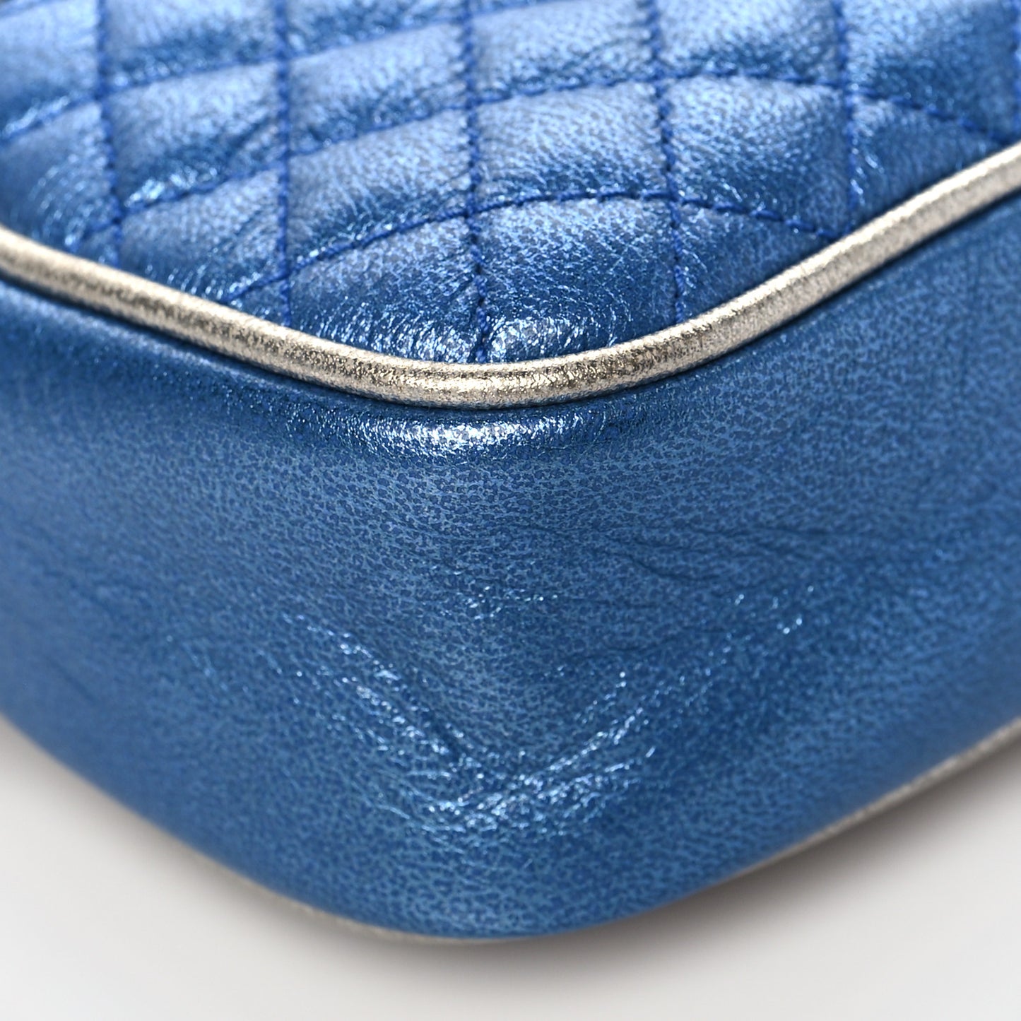 Laminated Nappa Trapuntata Mini Zumi Dome Shoulder Bag Rosso Marine Argento
