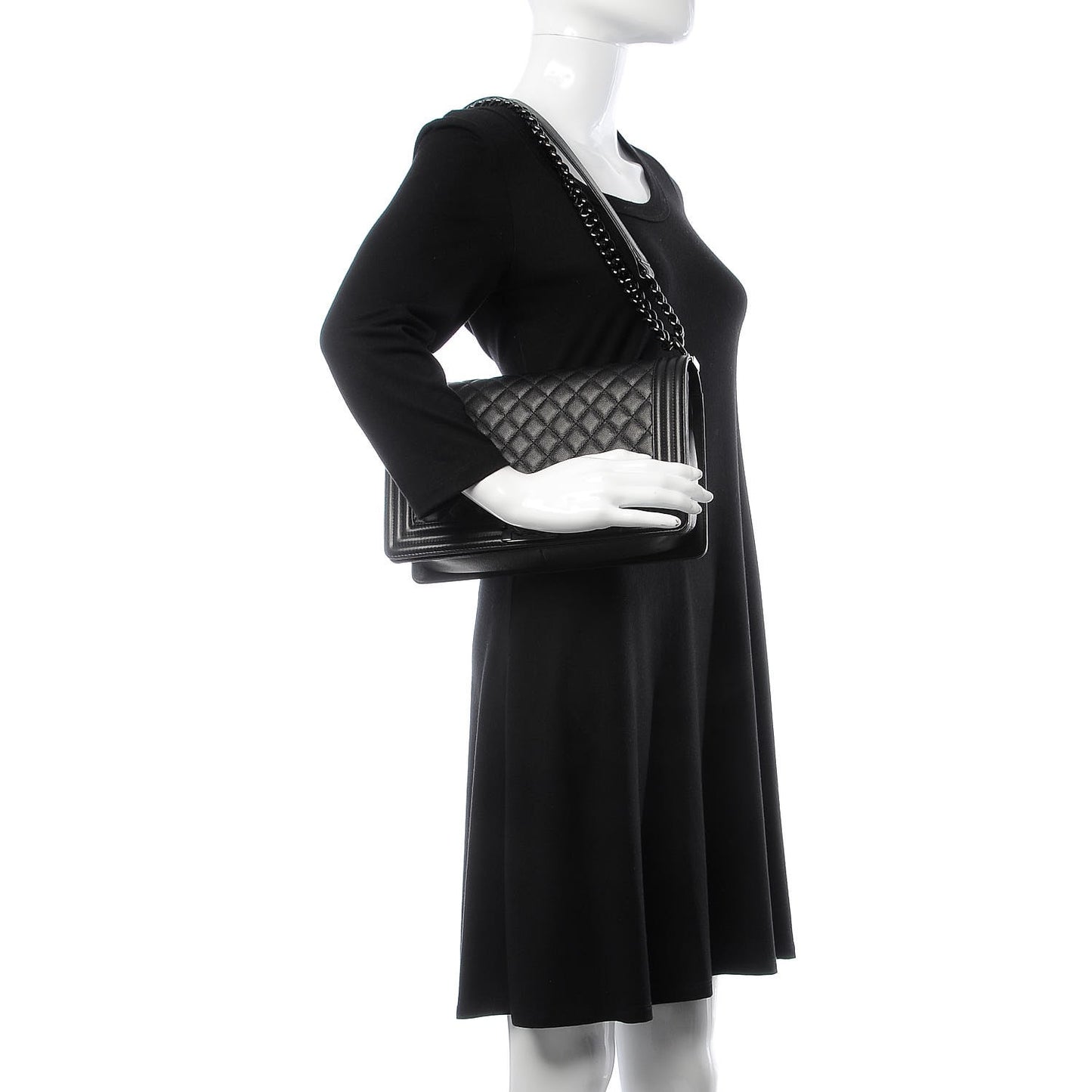 Caviar Quilted New Medium Boy Flap So Black