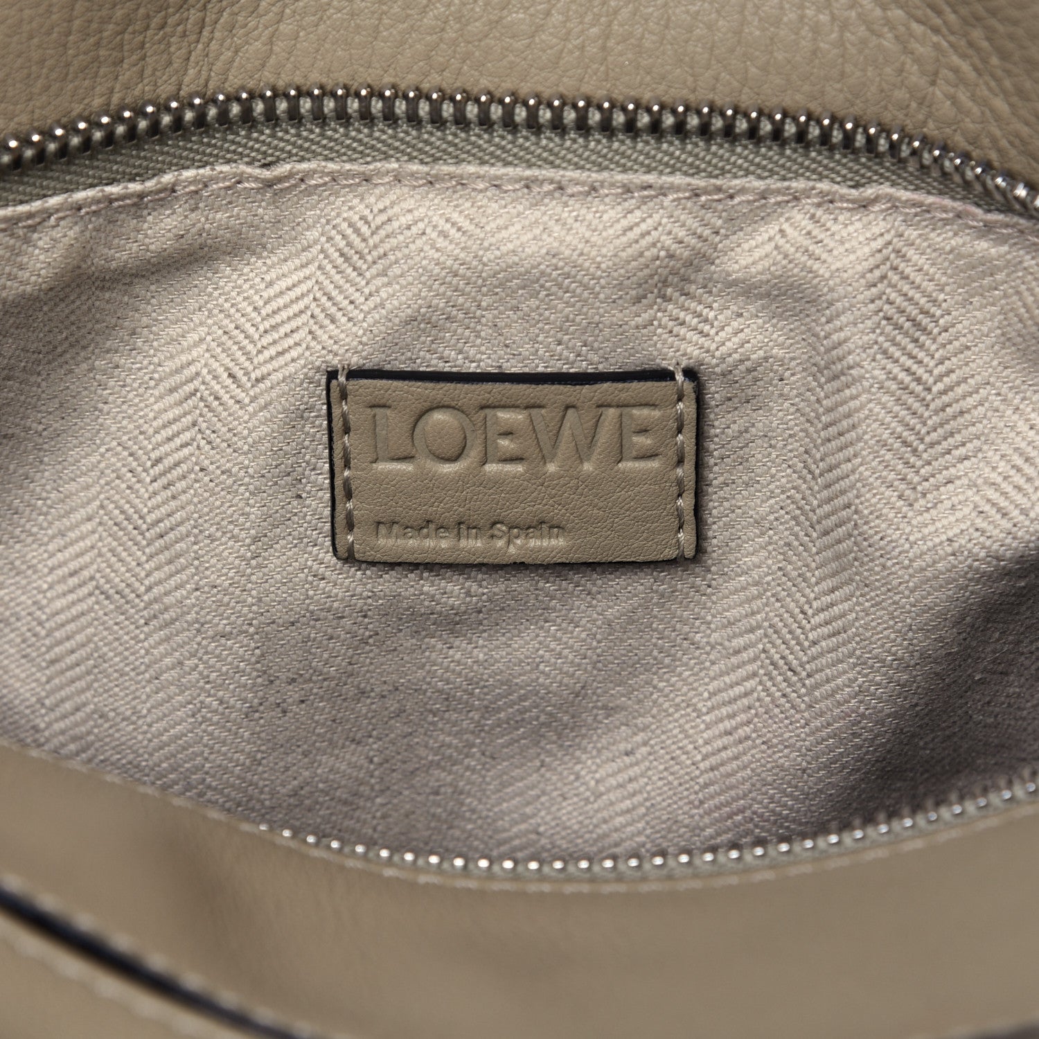 Loewe Calfskin Medium Puzzle Bag Light Oat 5 of 10