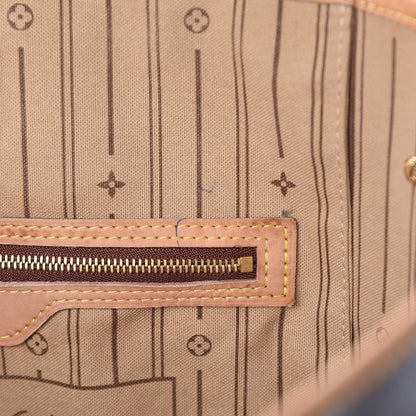 Louis Vuitton Monogram Neverfull MM 11 of 15