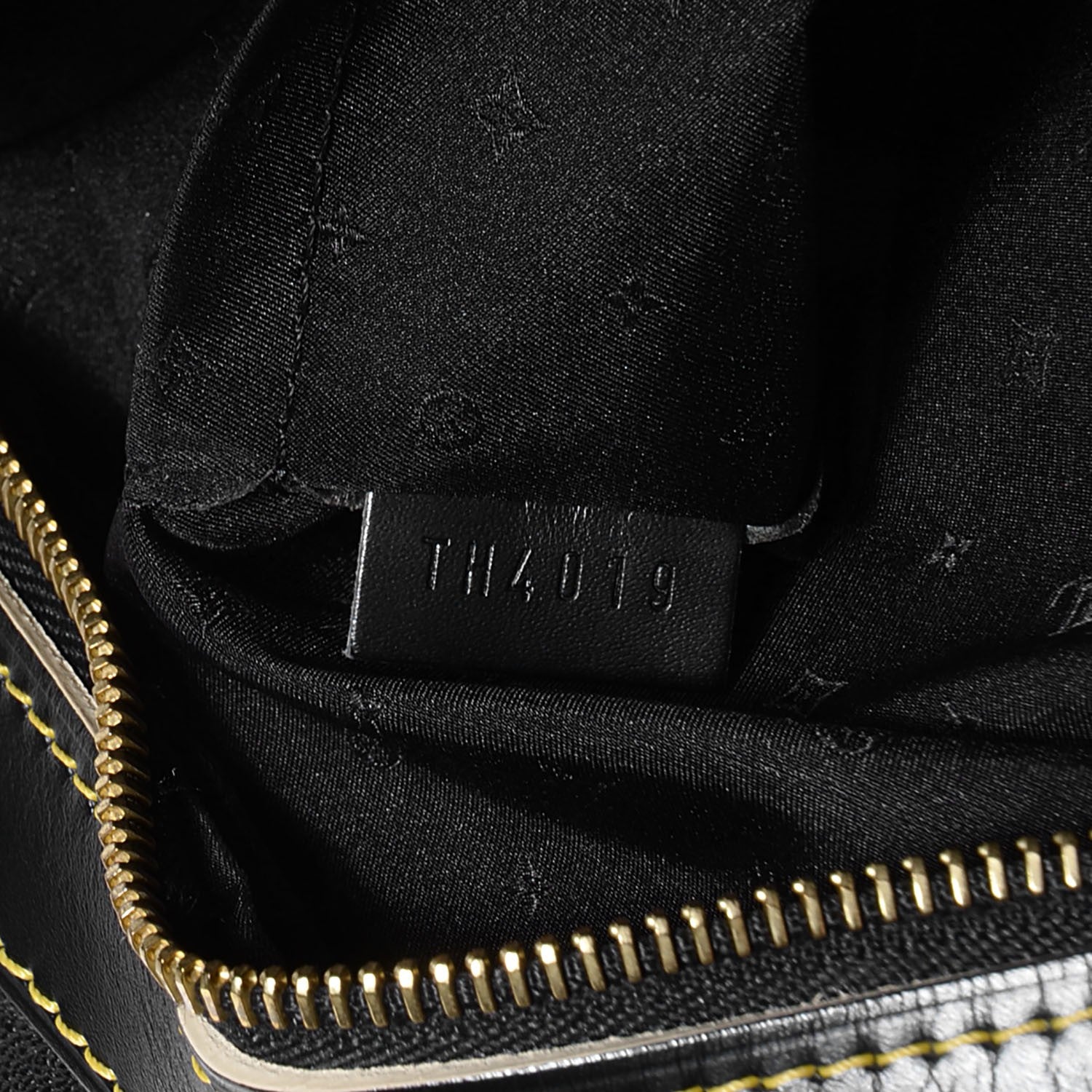 Louis Vuitton Suhali Le Radieux Black 7 of 7