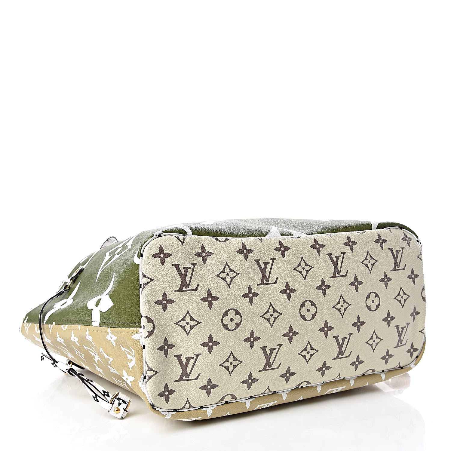 Louis Vuitton Monogram Giant Neverfull MM Kaki 5 of 11