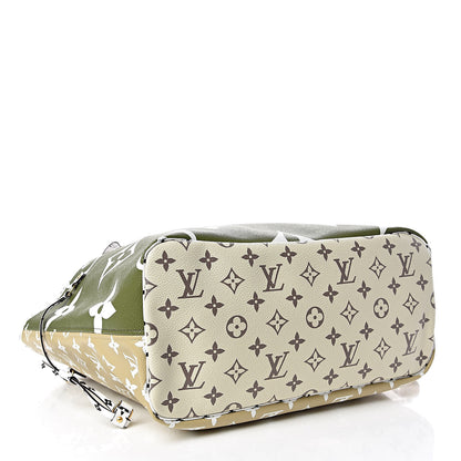 Louis Vuitton Monogram Giant Neverfull MM Kaki 5 of 11