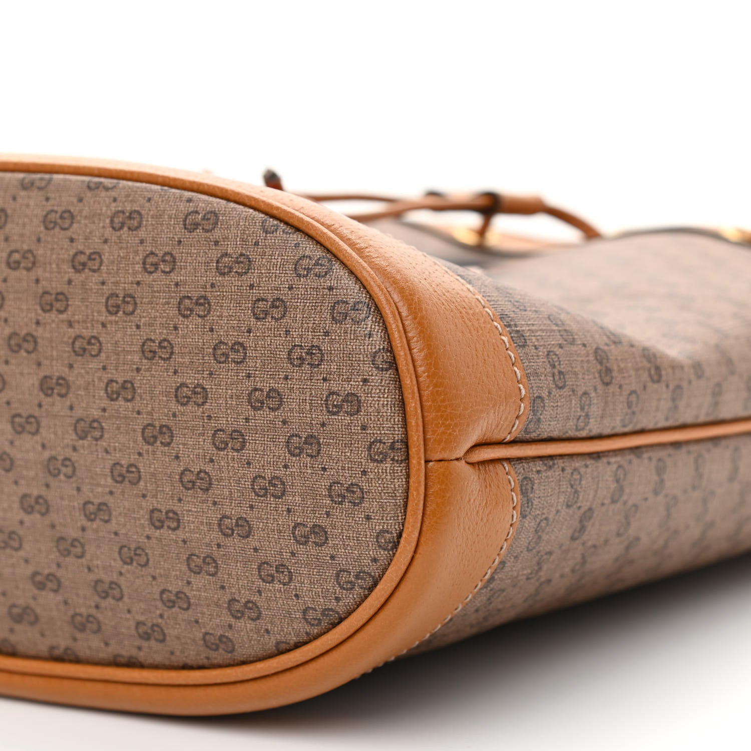 Gucci X DISNEY Mini Vintage GG Supreme Monogram Bucket Bag Beige Vintage Sun Oil 8 of 8