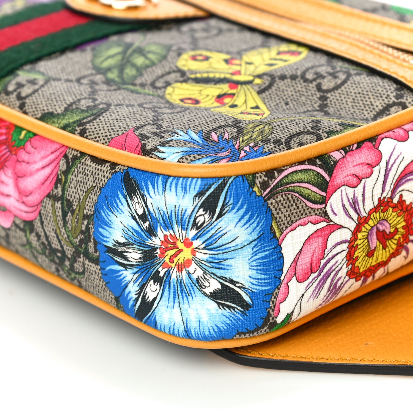 GG Supreme Monogram Flora Medium Ophidia Belt Bag Beige Multicolor Crop