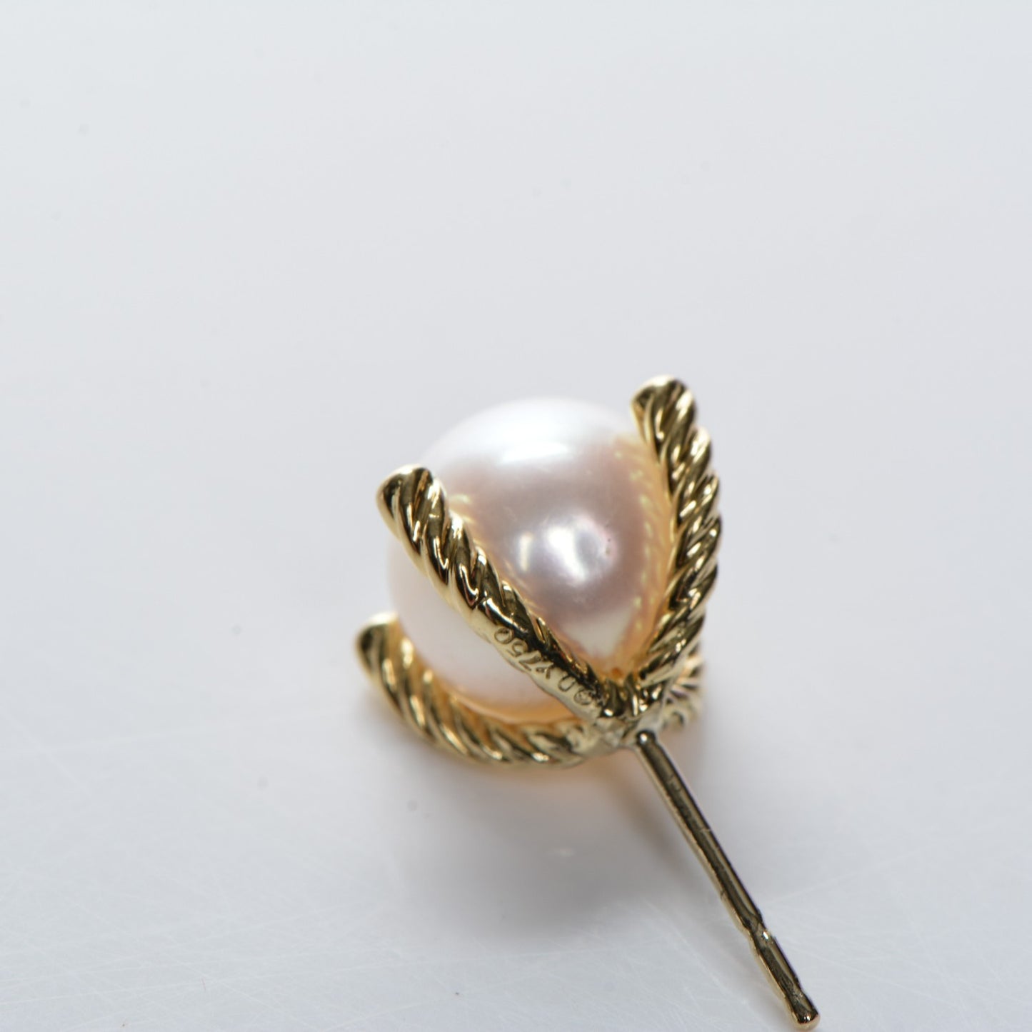 18K Yellow Gold Diamond 14mm Pearl Earrings