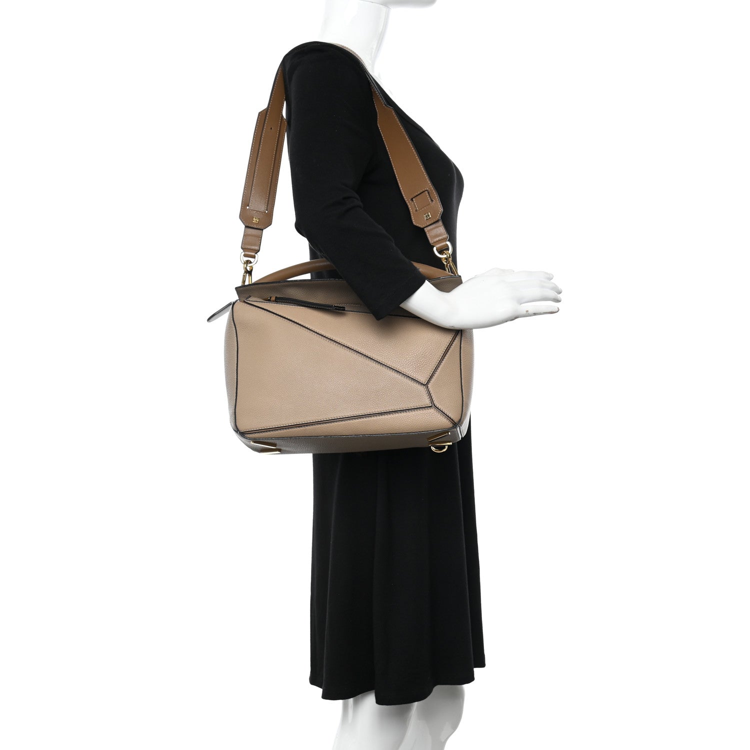 Loewe Calfskin Medium Puzzle Bag Sand Mink 2 of 11