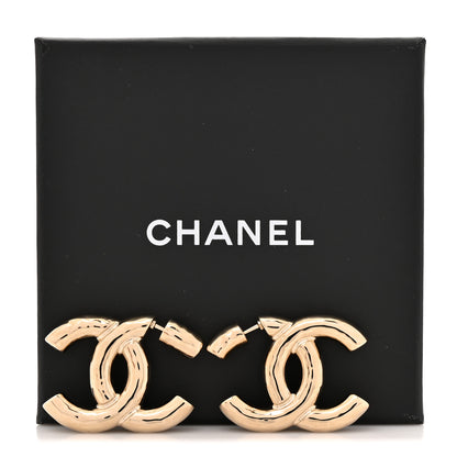 Chanel Metal Large CC Earrings Light Gold 5 of 5