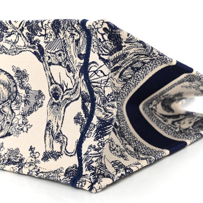 Christian Dior Canvas Embroidered Medium Dioriviera Toile De Jouy Book Tote Blue 10 of 12
