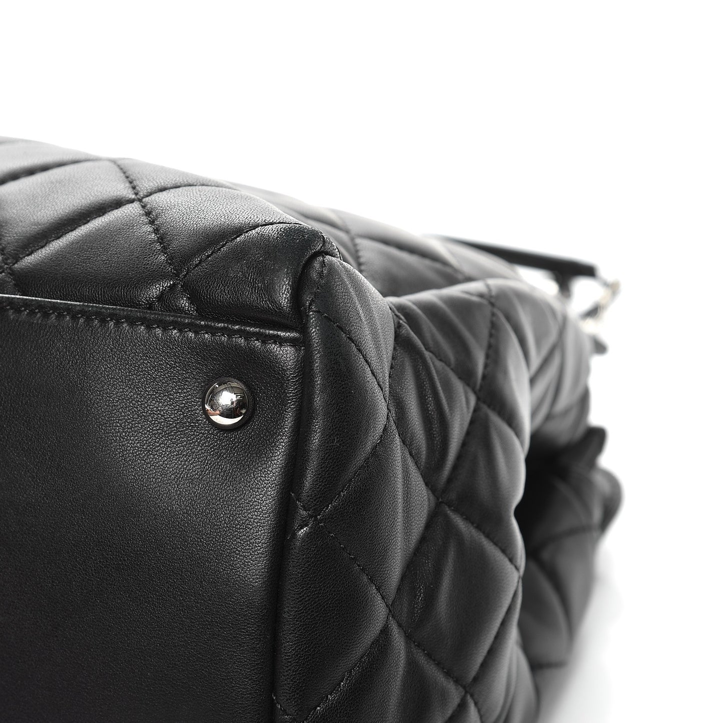 Lambskin Quilted 7 Large Tote Black
